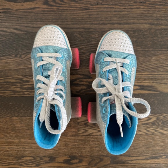 CHICAGO SKATES CRS120 Girls Junior Glitter Light Up Quad Roller Skate Size 1 - Picture 4 of 12